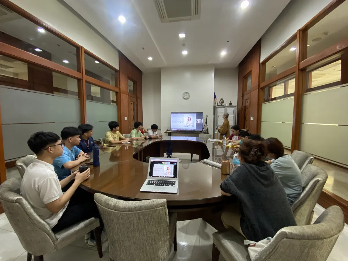 Guang Ming College Culinary Interns Complete Summer Plant-based Cooking Program at Fo Guang Shan